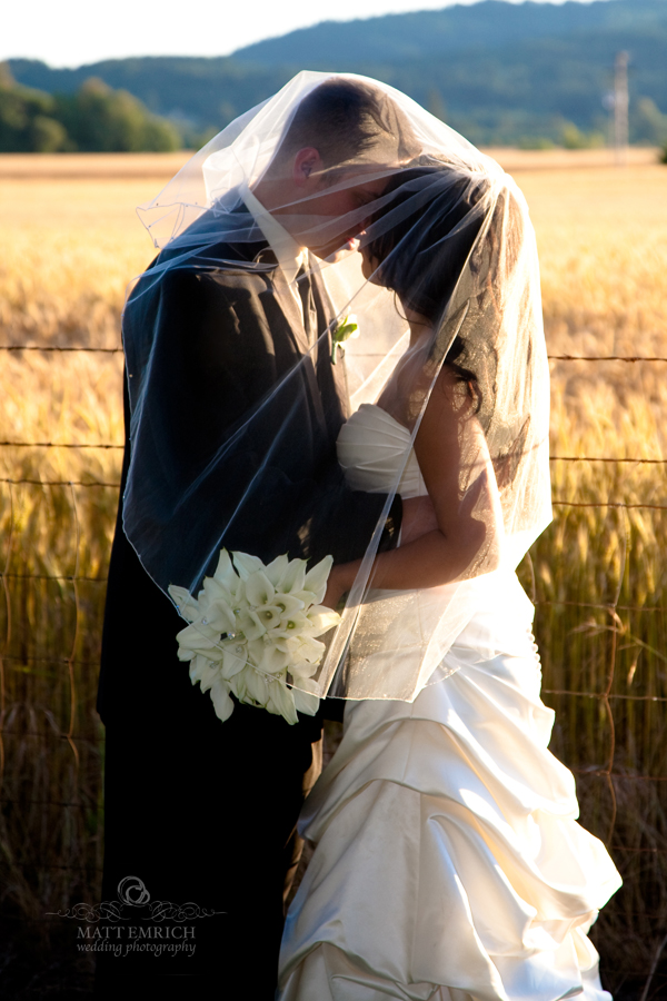 wedding photographer Eugene Oregon