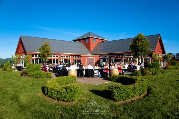 wedding photographer Eugene Oregon