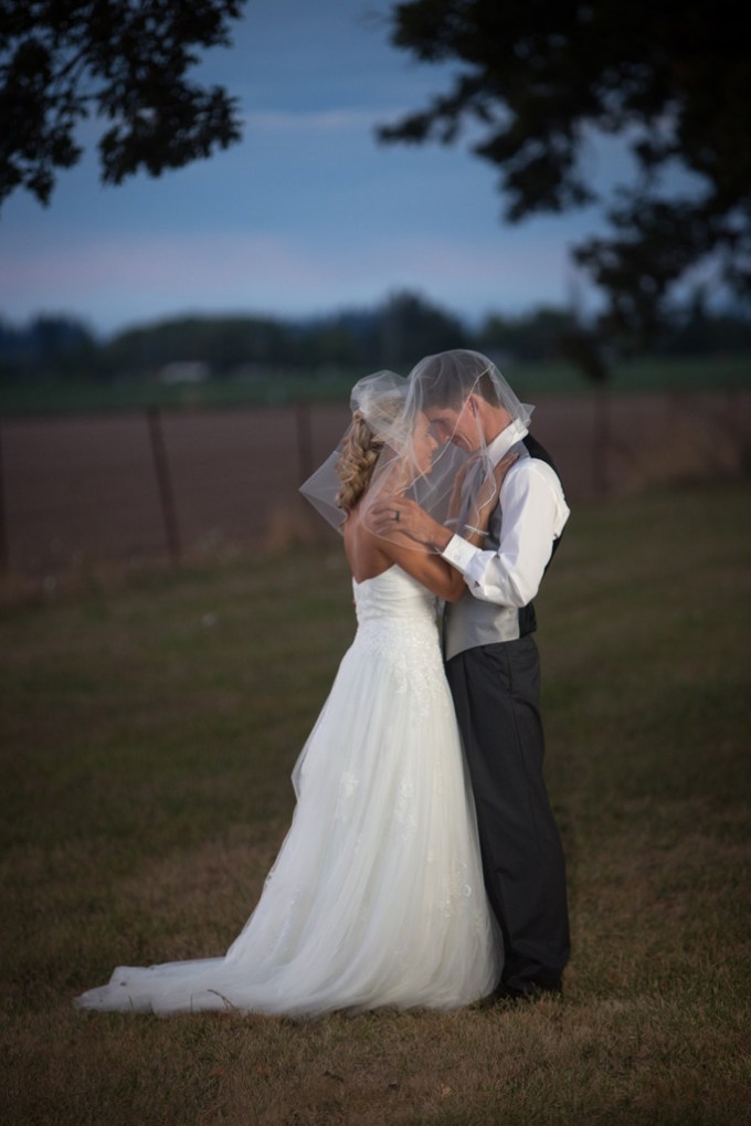 Eugene wedding photographer