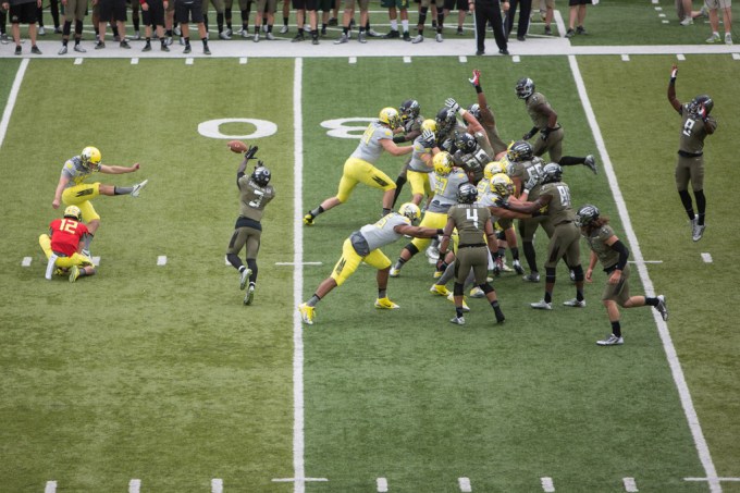 Matt Emrich Photo, Oregon Ducks wedding photographer