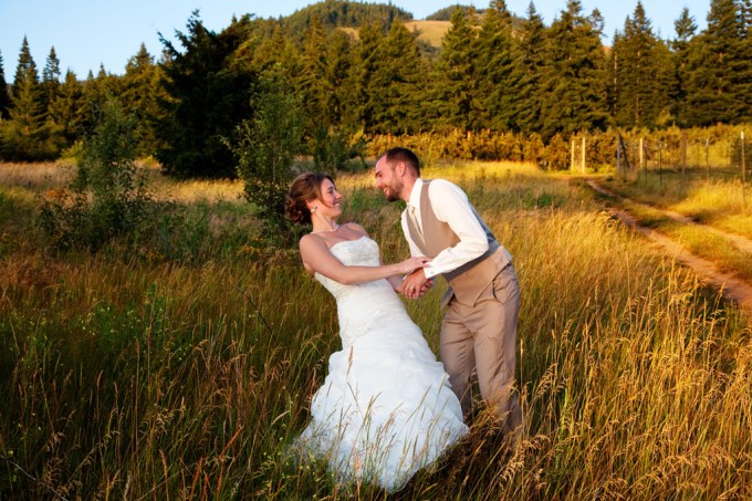 Mt Hood Organic Farms wedding, Matt Emrich Photo