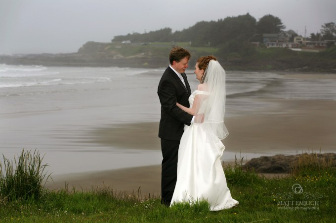 Oregon coast wedding photographer