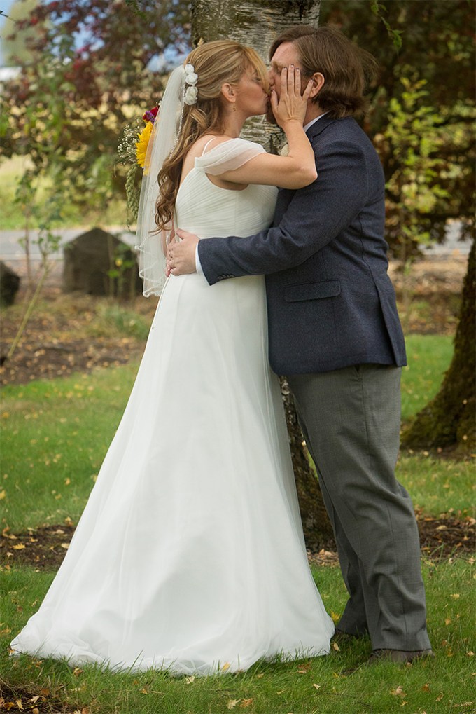 Eugene wedding photographer, Portland wedding photographer; © Matt Emrich Photo